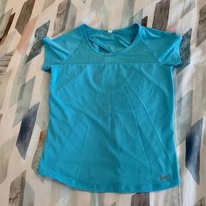 Under Armour Dri fit cap sleeve shirt